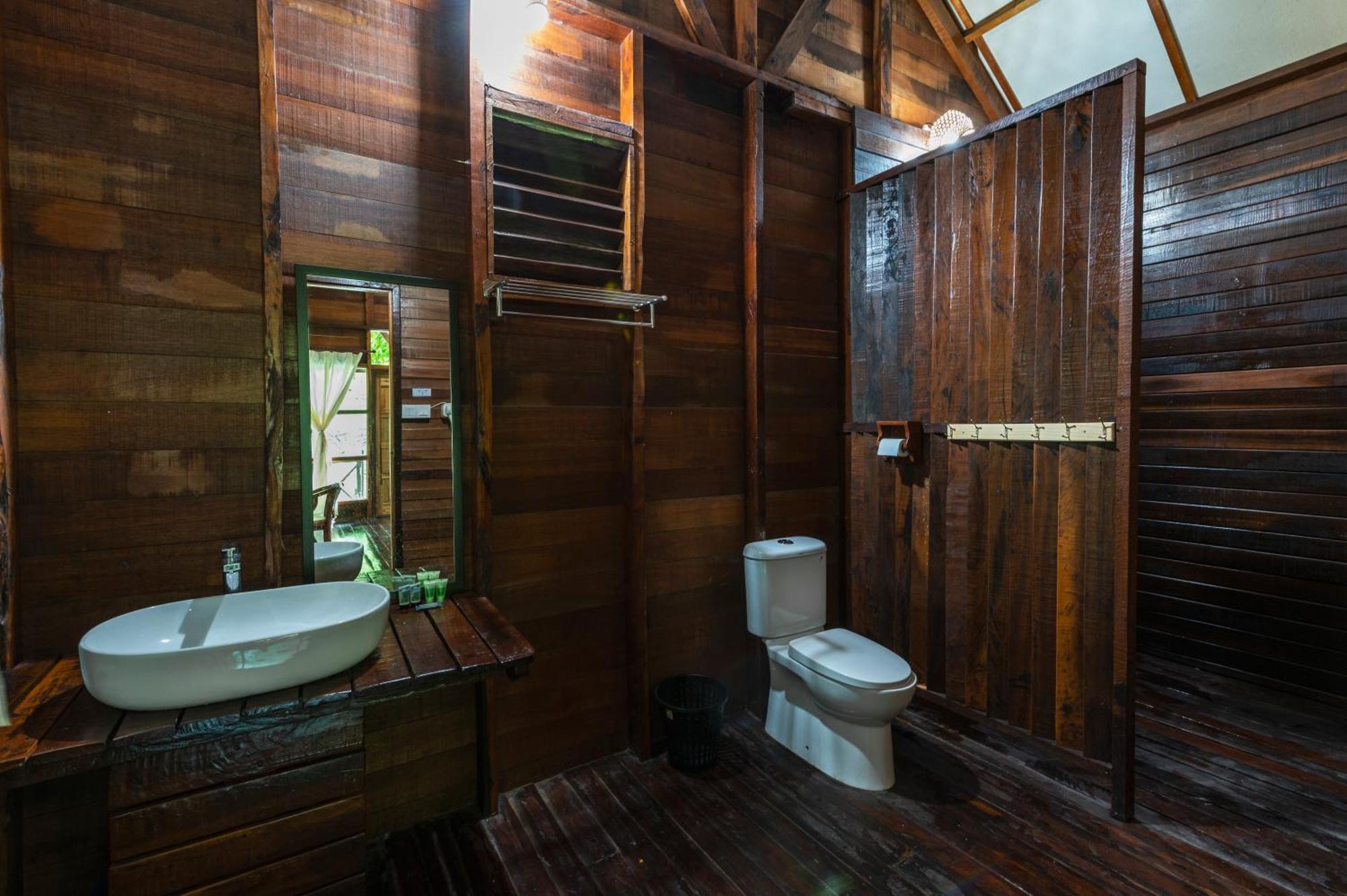 Borneo Sepilok Rainforest Resort Ngoại thất bức ảnh