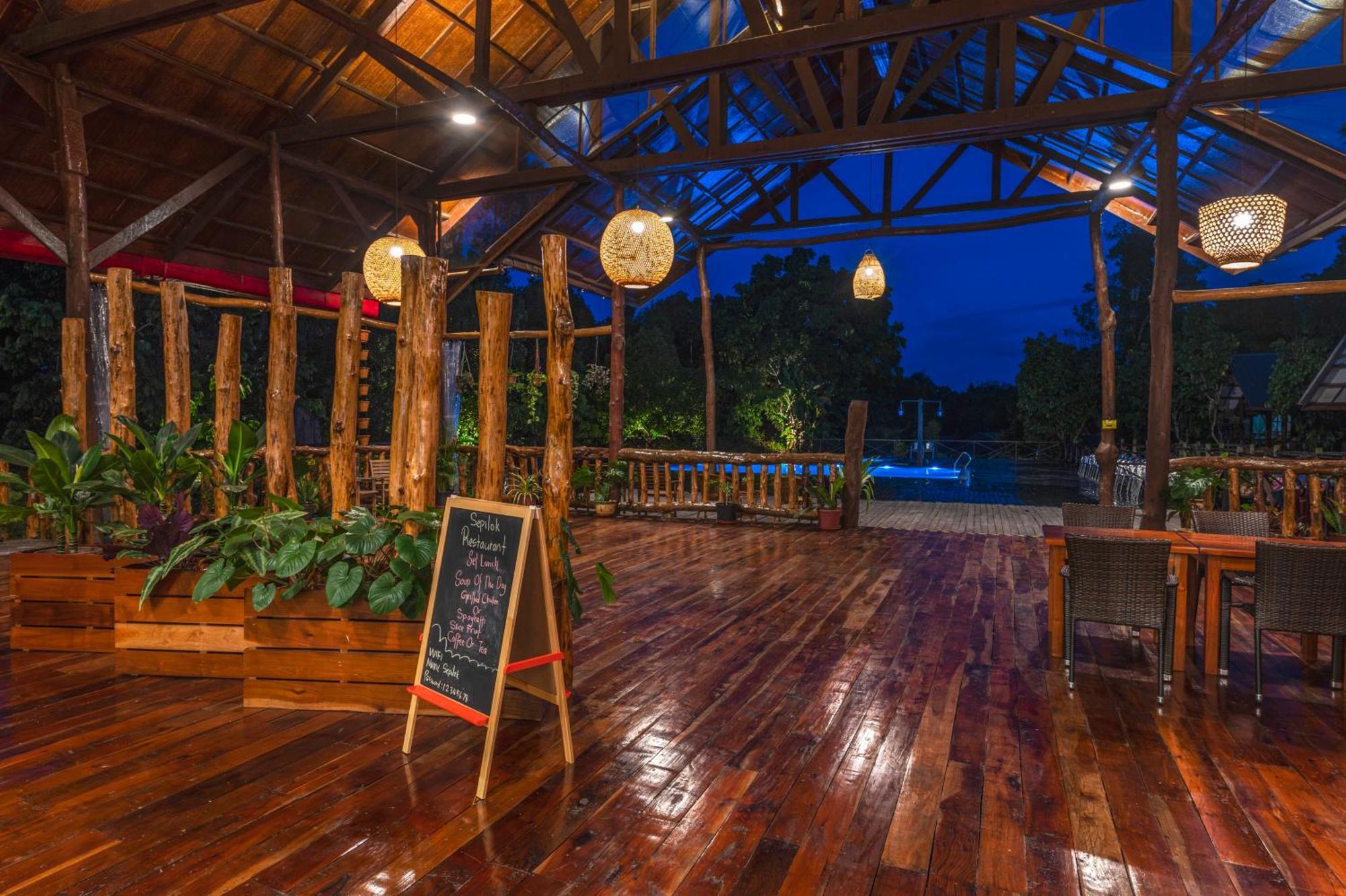 Borneo Sepilok Rainforest Resort Ngoại thất bức ảnh